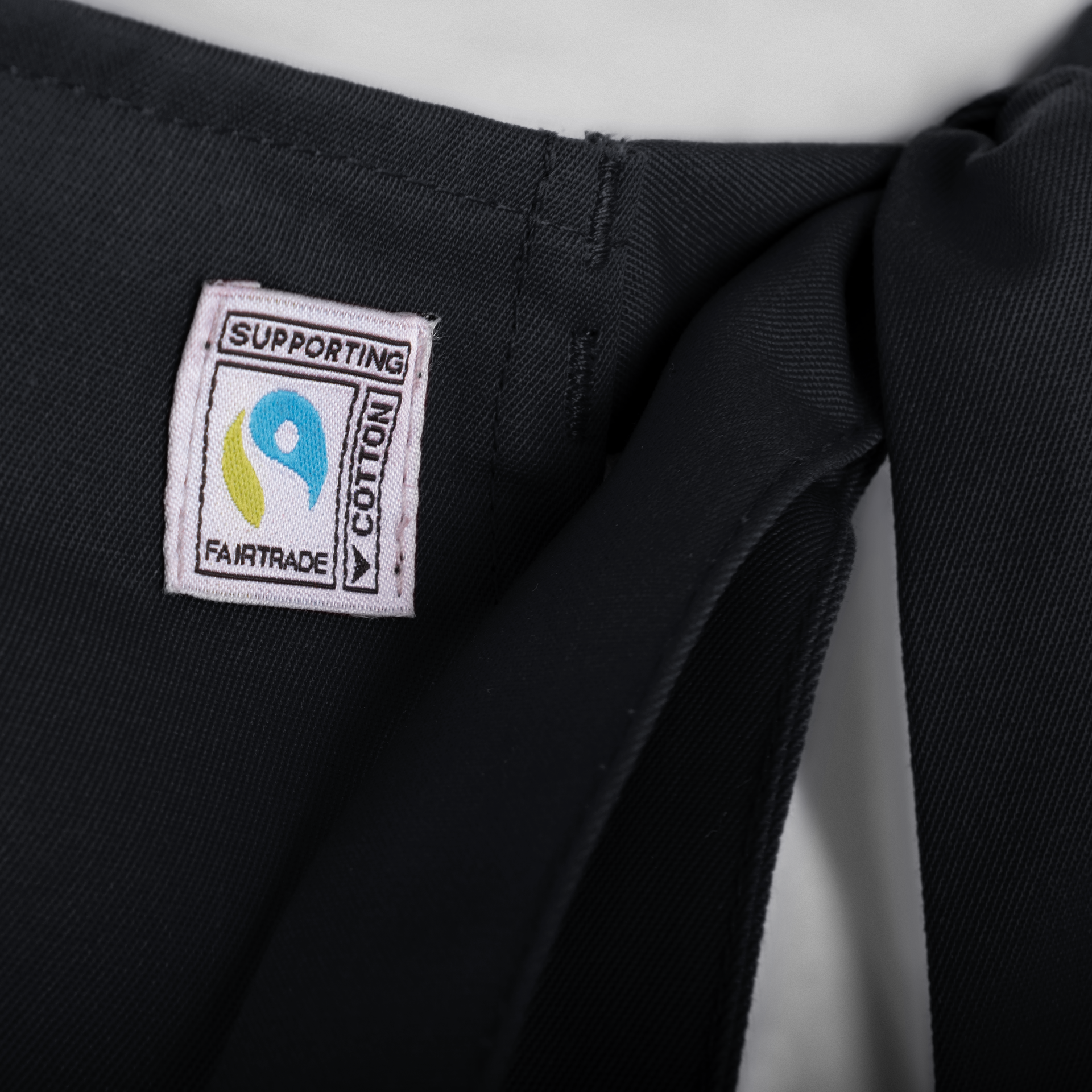 CONCEPT Latzschürze