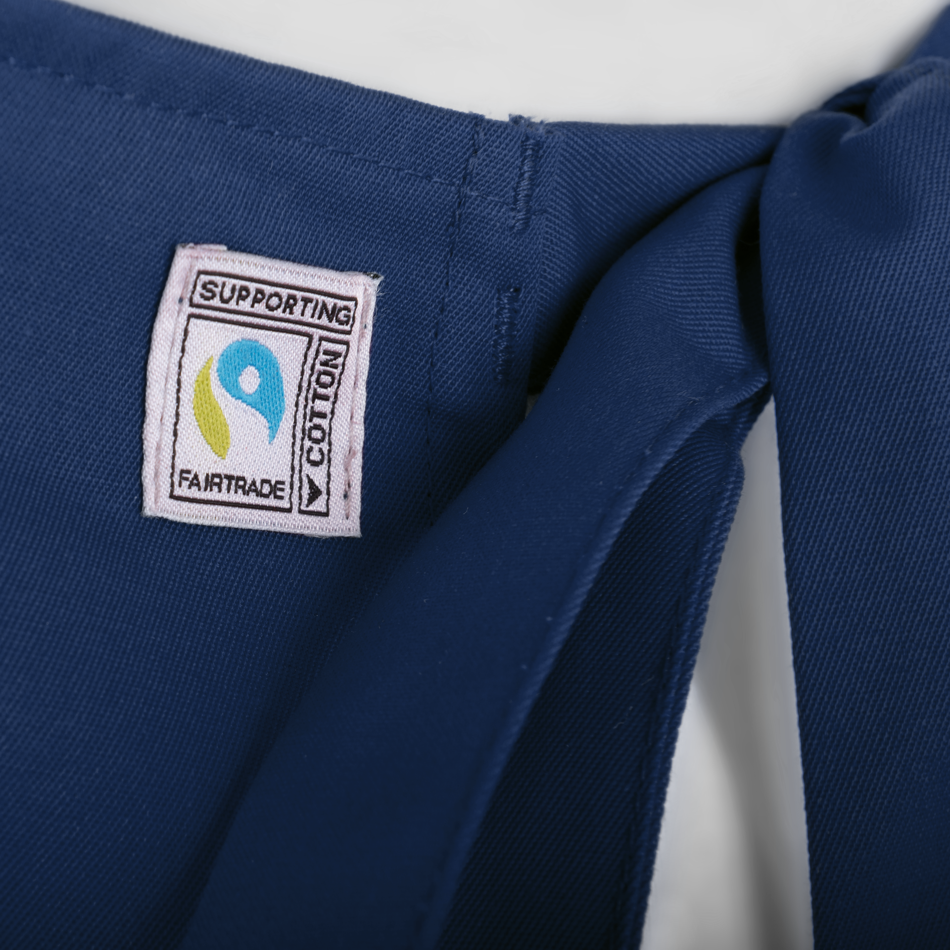 CONCEPT Latzschürze