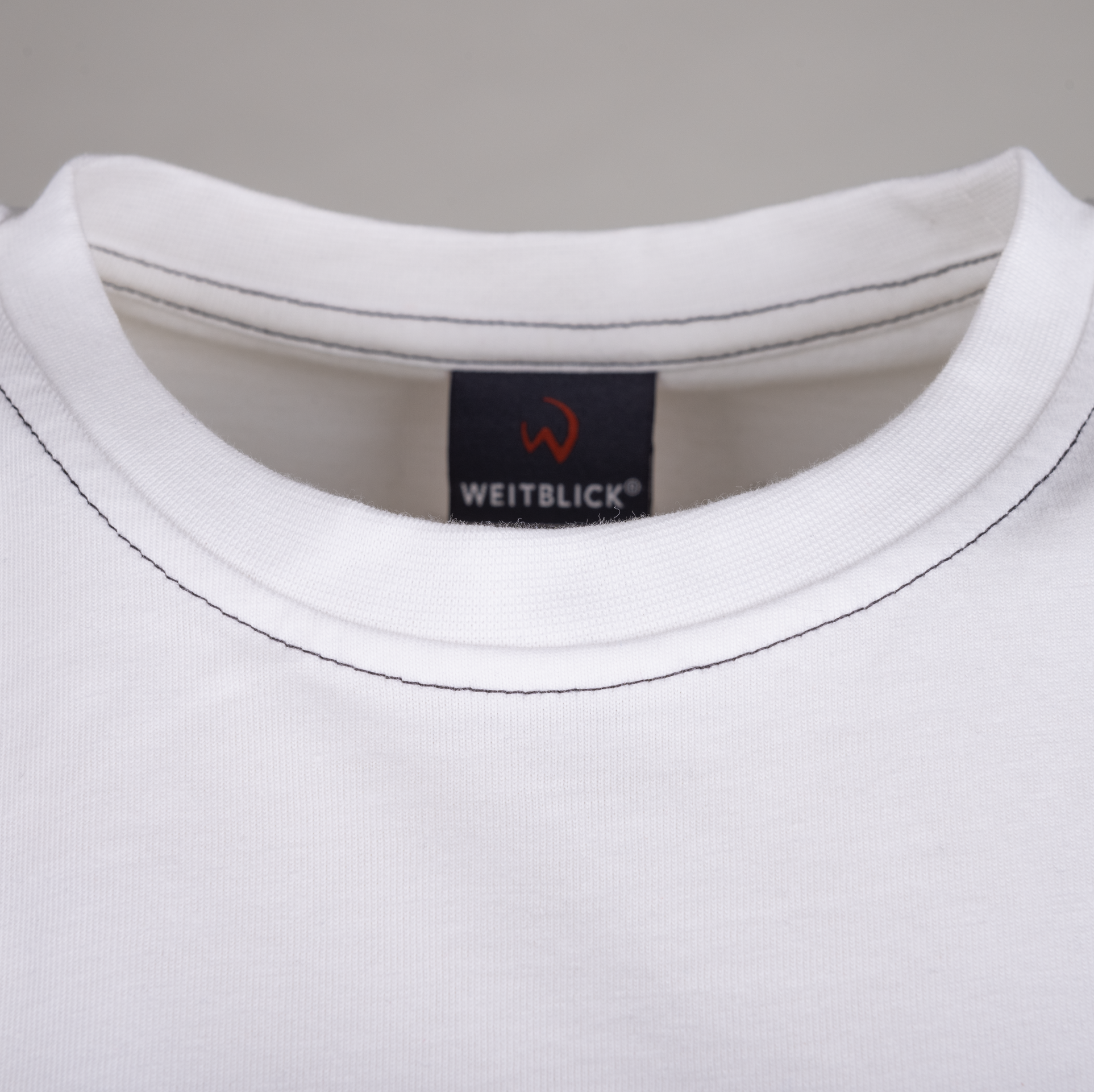 KUNDENPROJEKT MISSPOMPADOUR Das T-Shirt